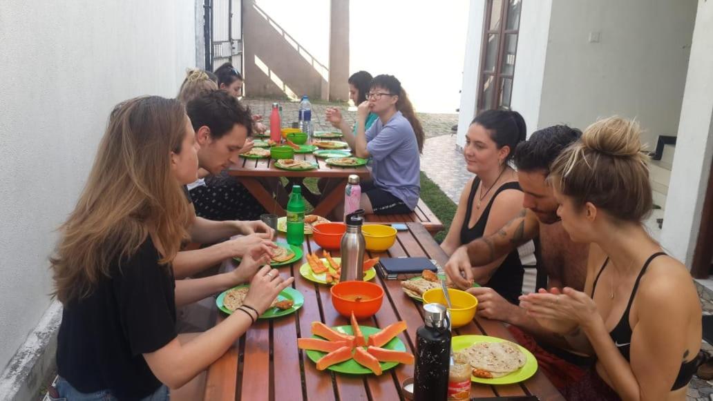 Bed & Bicycle Hostel مافونت لافينيا المظهر الخارجي الصورة