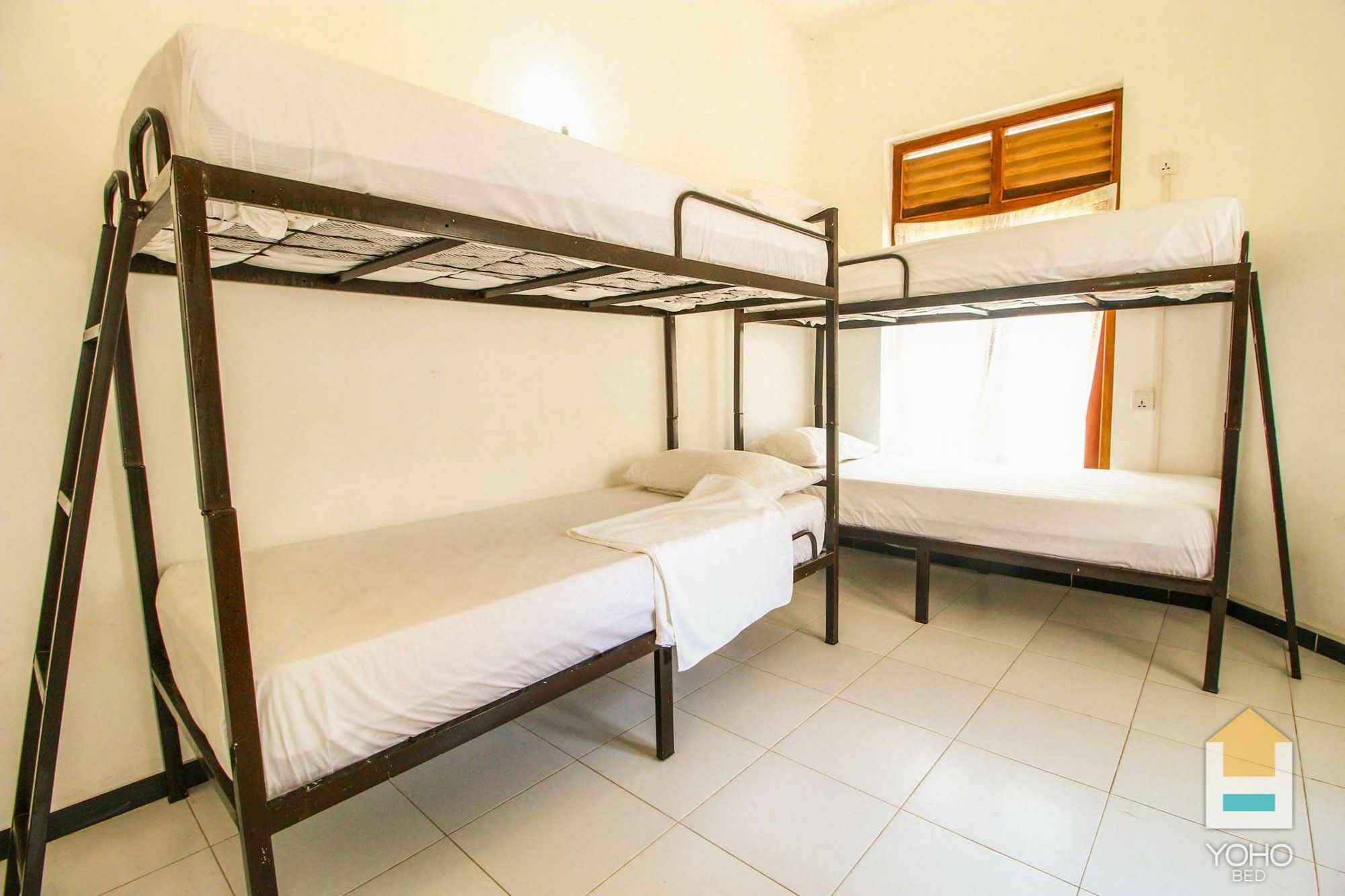 Bed & Bicycle Hostel مافونت لافينيا المظهر الخارجي الصورة